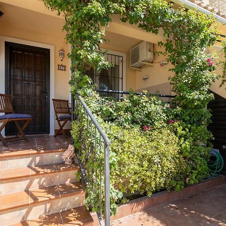 Heads 2 Holiday Homes Apartment Villamartin  Exterior foto