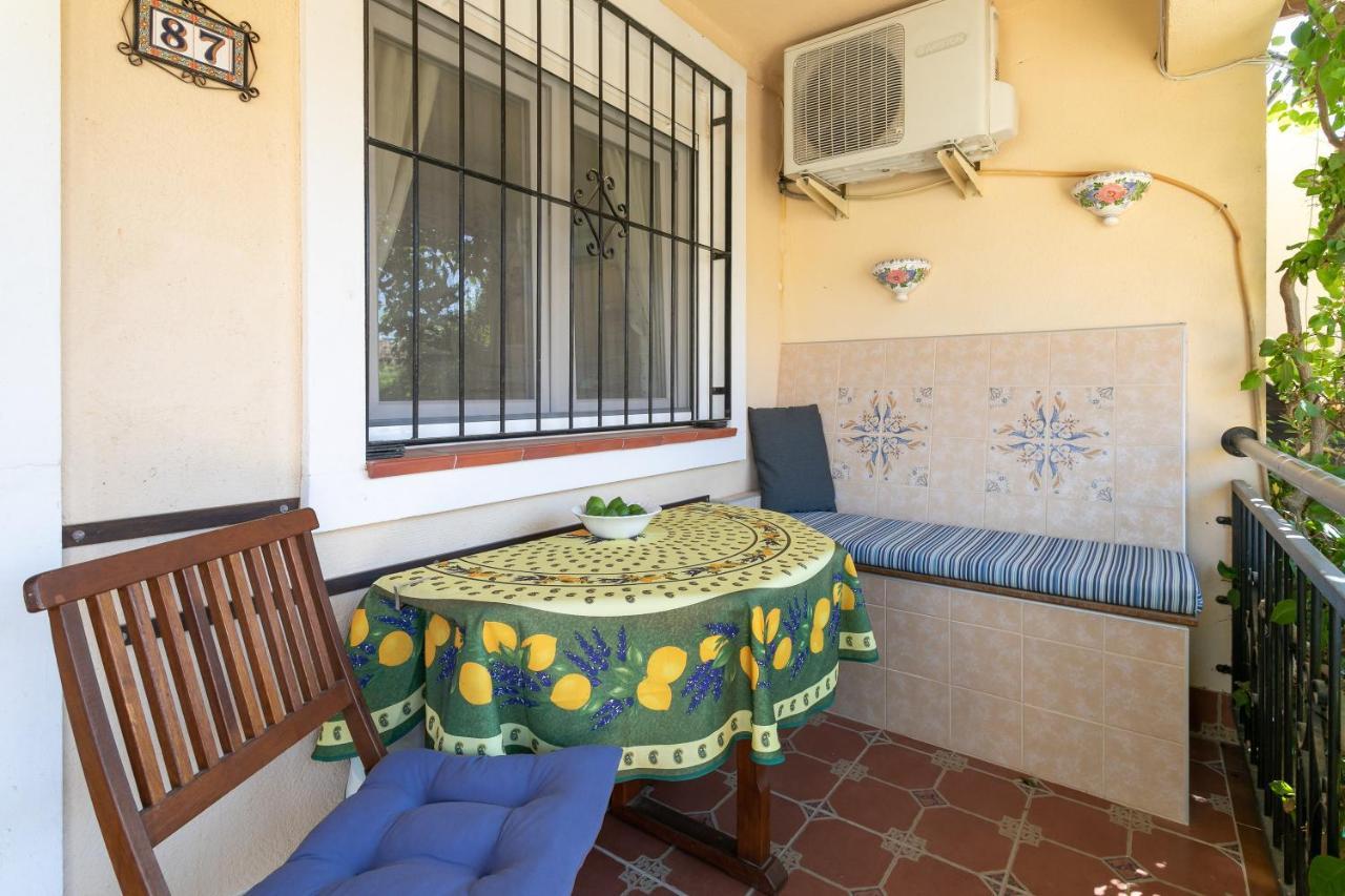 Heads 2 Holiday Homes Apartment Villamartin  Exterior foto